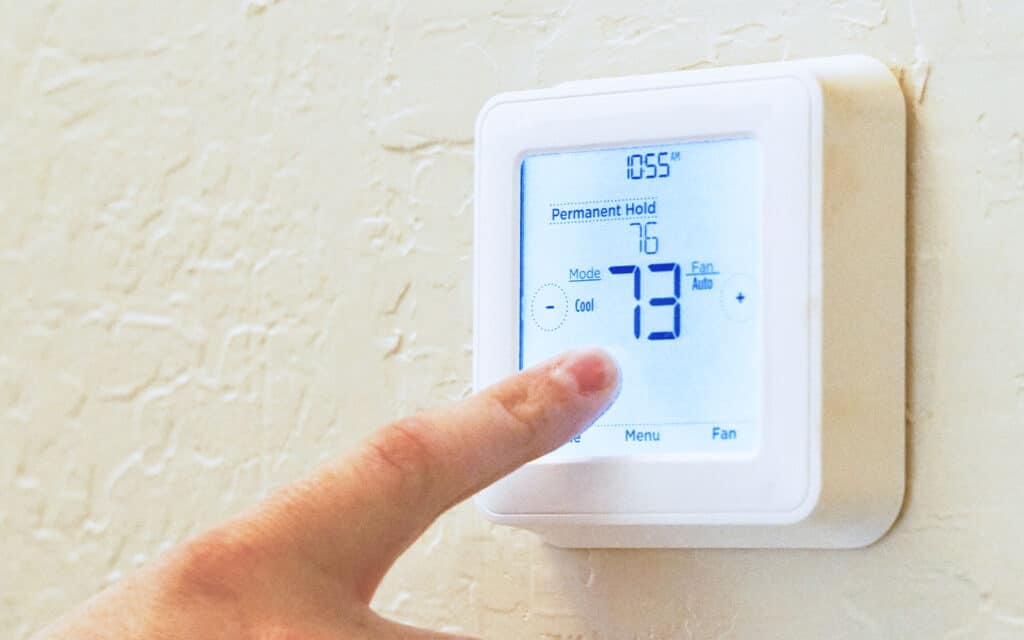 Huntsville HVAC Company installed a smart thermostat in a home.